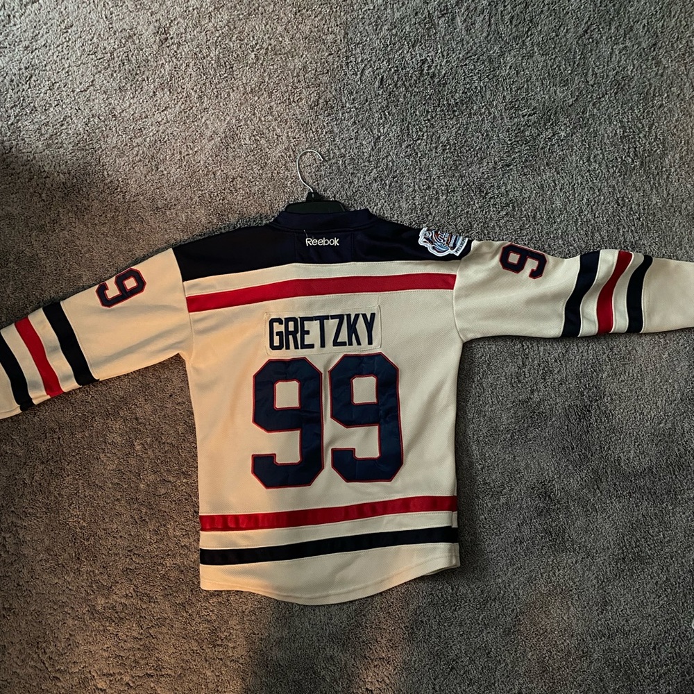 Reebok youth small/median Wayne Gretzky New York rangers jersey